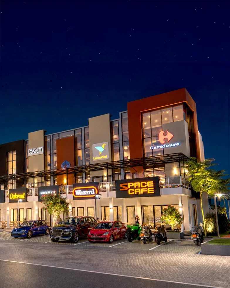 Suasana alfresco malam Co-Square — Brew & Cafe